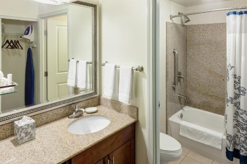 Residence Inn by Marriott Chicago Lake Forest/Mettawa image 11